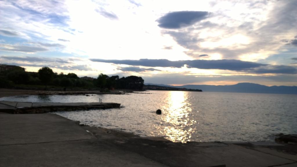 Holiday Home Momcilovic Малинска Номер фото