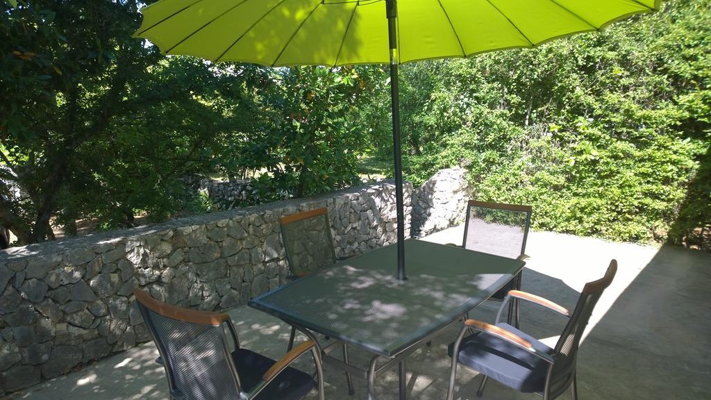 Holiday Home Momcilovic Малинска Номер фото